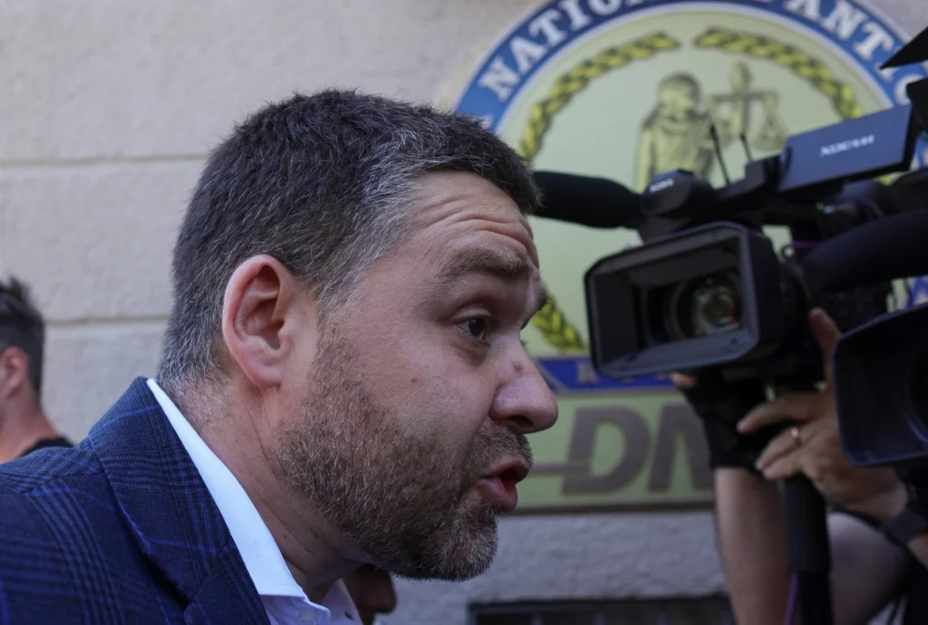 Ciprian Ciucu, pus sub control judiciar după audieri la DNA: „Nu am nimic de ascuns”. Au fost făcute și două arestări Realitatea.NET