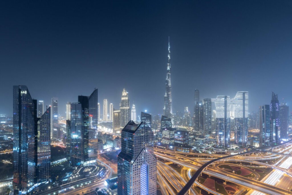 Incendiu major în unul dintre turnurile din Dubai