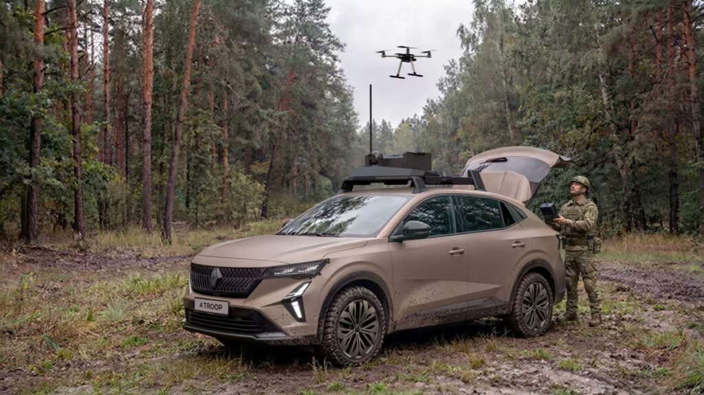 Renault și Thales transformă un SUV într-un centru mobil de comandă. Cum arată vehiculul militar