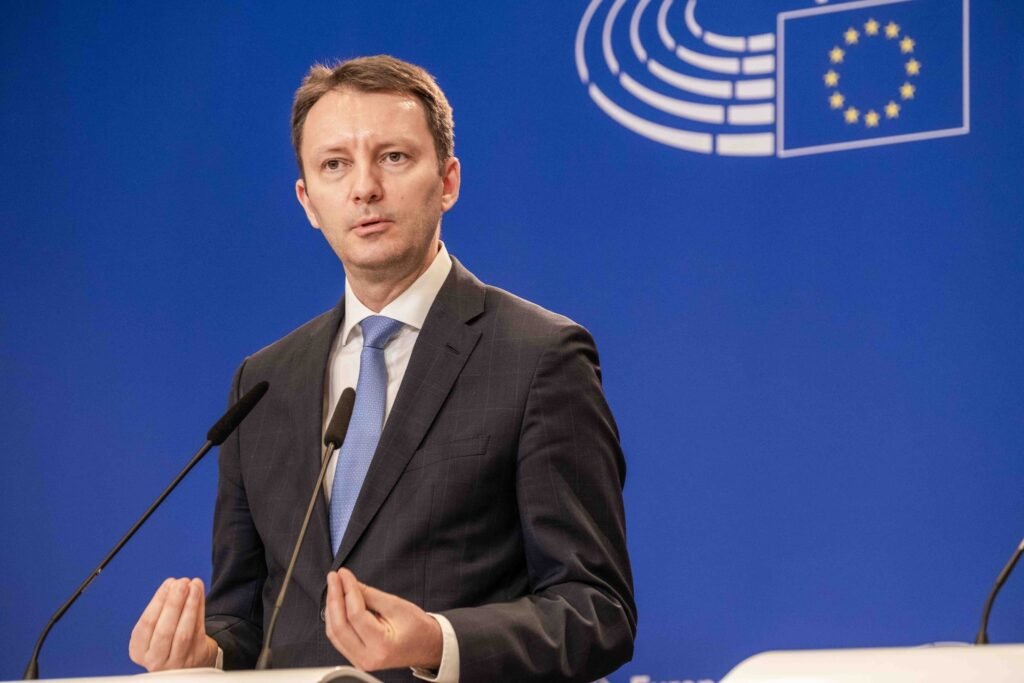 SURSE Siegfried Mureșan, propunerea PNL pentru funcția de premier. Liberalii vor și rotativa