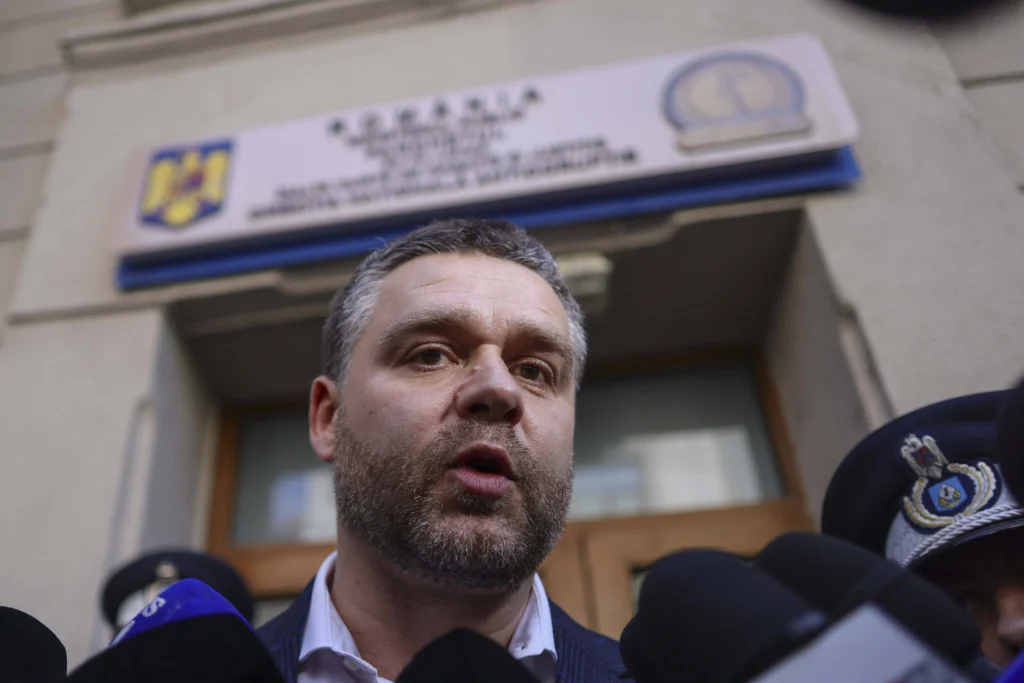 Tupeu incredibil! Ciucu contestă controlul judiciar după acuzațiile de luare de mită Realitatea.NET