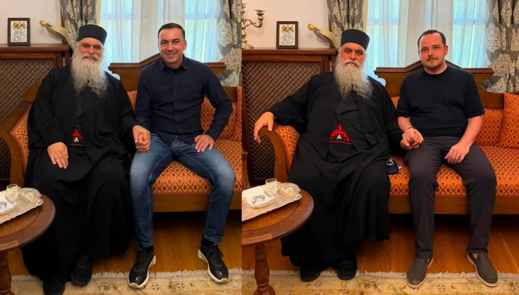 Doi foști miniștri PSD au ajuns la același preot de pe Muntele Athos. Mesajele publicate aproape în același timp