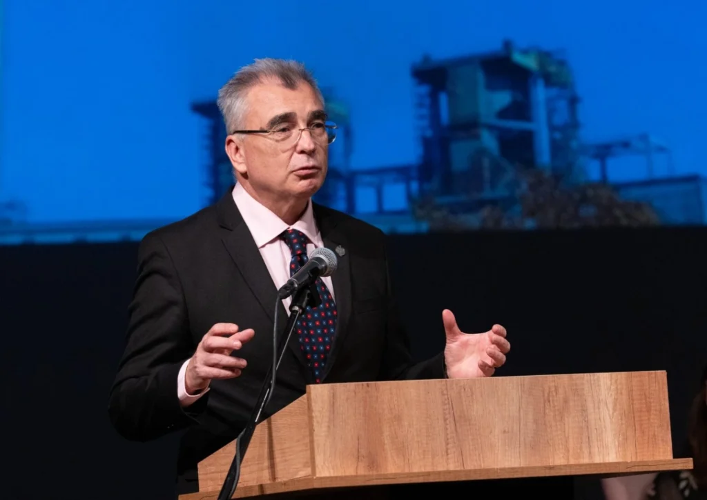 Realitatea.NET | Petrișor Peiu, liderul senatorilor AUR: Alegerile anticipate sunt singura soluție pentru a salva țara Realitatea.NET | Petrișor Peiu, liderul senatorilor AUR: Alegerile anticipate sunt singura soluție pentru a salva țara