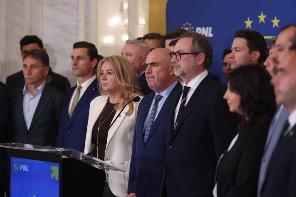 Ședință de criză în PNL: Conducerea se reunește de urgență după ce instanța a suspendat Congresul