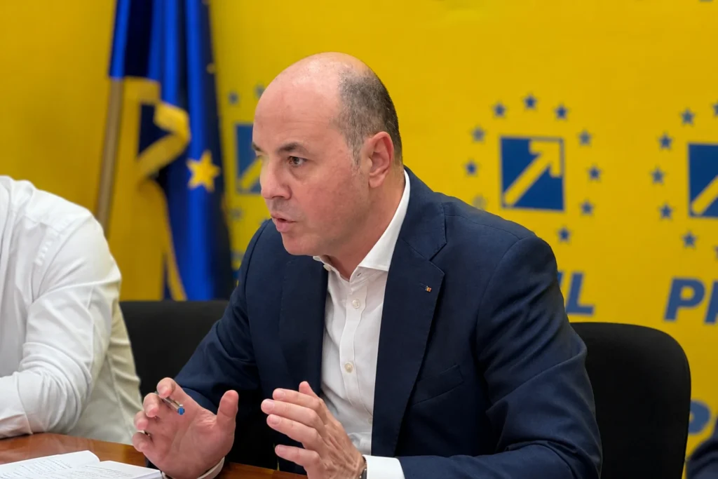 Tabăra lui Bolojan, atac la adresa președintelui și a partidelor. Ce îi cer lui Nicușor Dan Tabăra lui Bolojan, atac la adresa președintelui și a partidelor. Ce îi cer lui Nicușor Dan