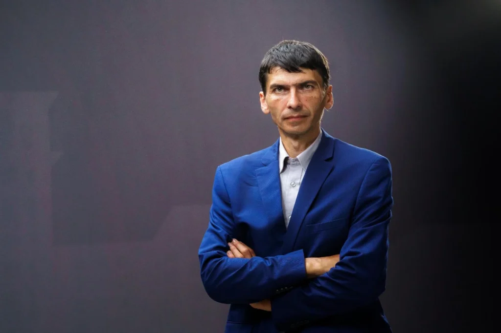 Victor Cațavei (AUR): „Starea economiei românești din primul trimestru al anului 2026 este deplorabilă. Soluțiile nu mai pot fi întârziate!” Victor Cațavei (AUR): „Starea economiei românești din primul trimestru al anului 2026 este deplorabilă. Soluțiile nu mai pot fi întârziate!”