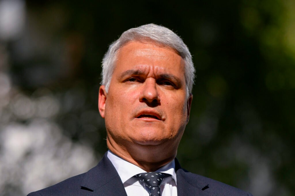 Am primit un proiect de 15 miliarde, dar nu îi avem din cauza dezmățului bugetar