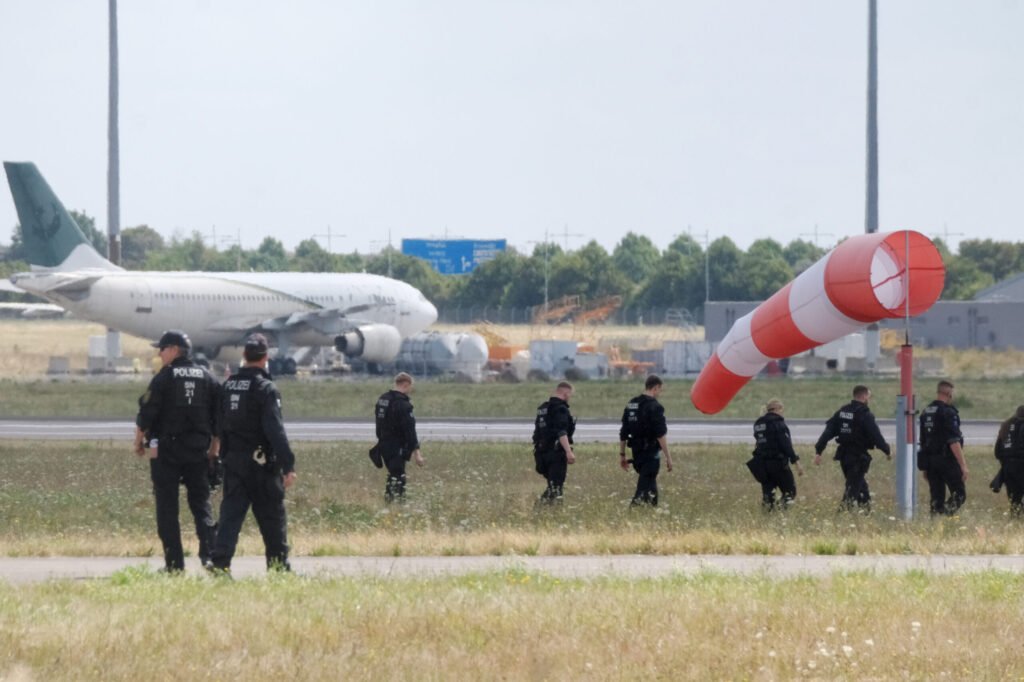 Rusia respinge acuzațiile privind incidentul cu drone din Germania: Isterie rusofobă Rusia respinge acuzațiile privind incidentul cu drone din Germania: Isterie rusofobă