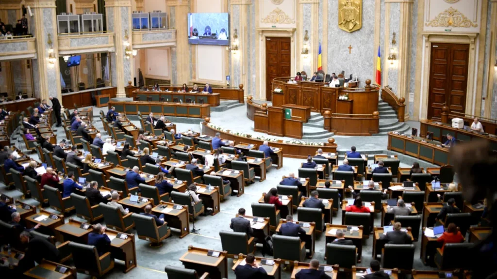 Surprize în AUR și USR, la votul pe noua lege a Integrității. După ce s-au certat 2 săptămâni, aproape toate partidele au votat „pentru” Ce a făcut Ilie Bolojan