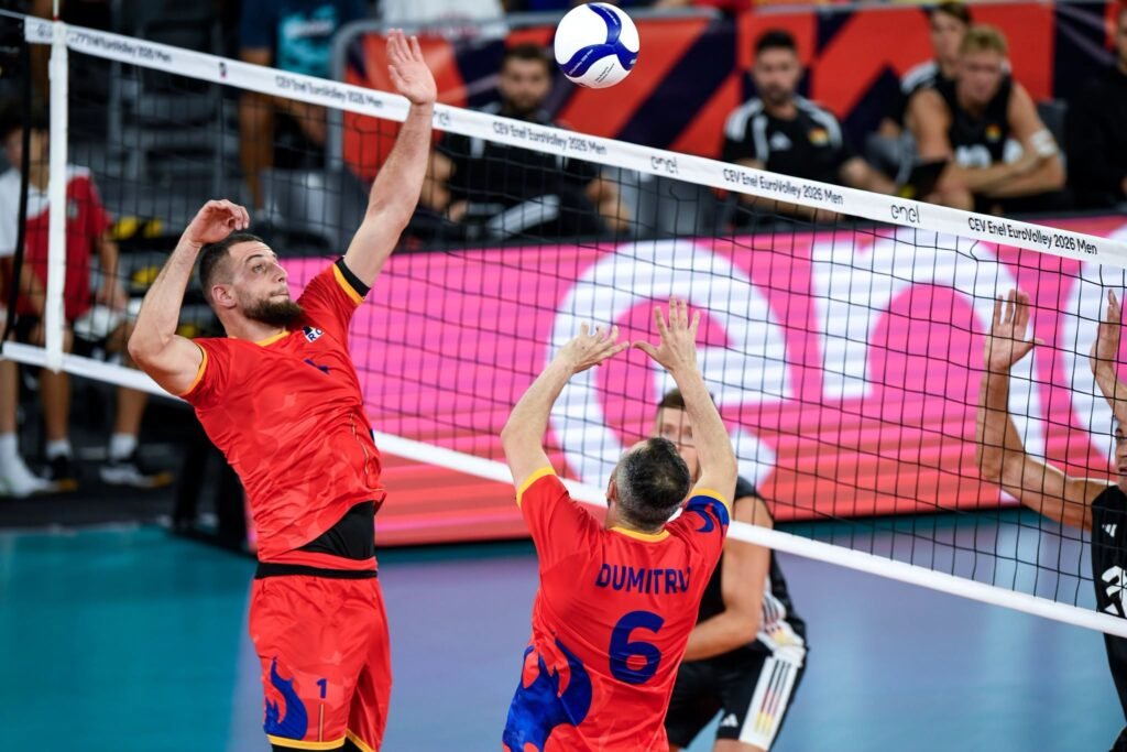România joacă azi cu Ucraina, în optimile EuroVolley 2026. Cine transmite meciul